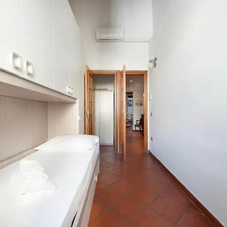 Apartment In Florence